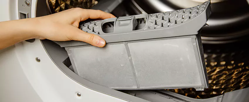 Signs Of A Clogged Dryer Lint Trap in El Paso, Texas